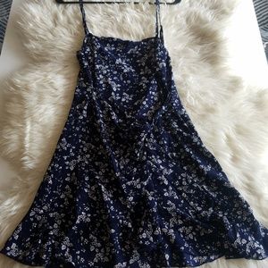 ☑️SOLD☑️ Navy and White floral Wrap Ruffle Dres